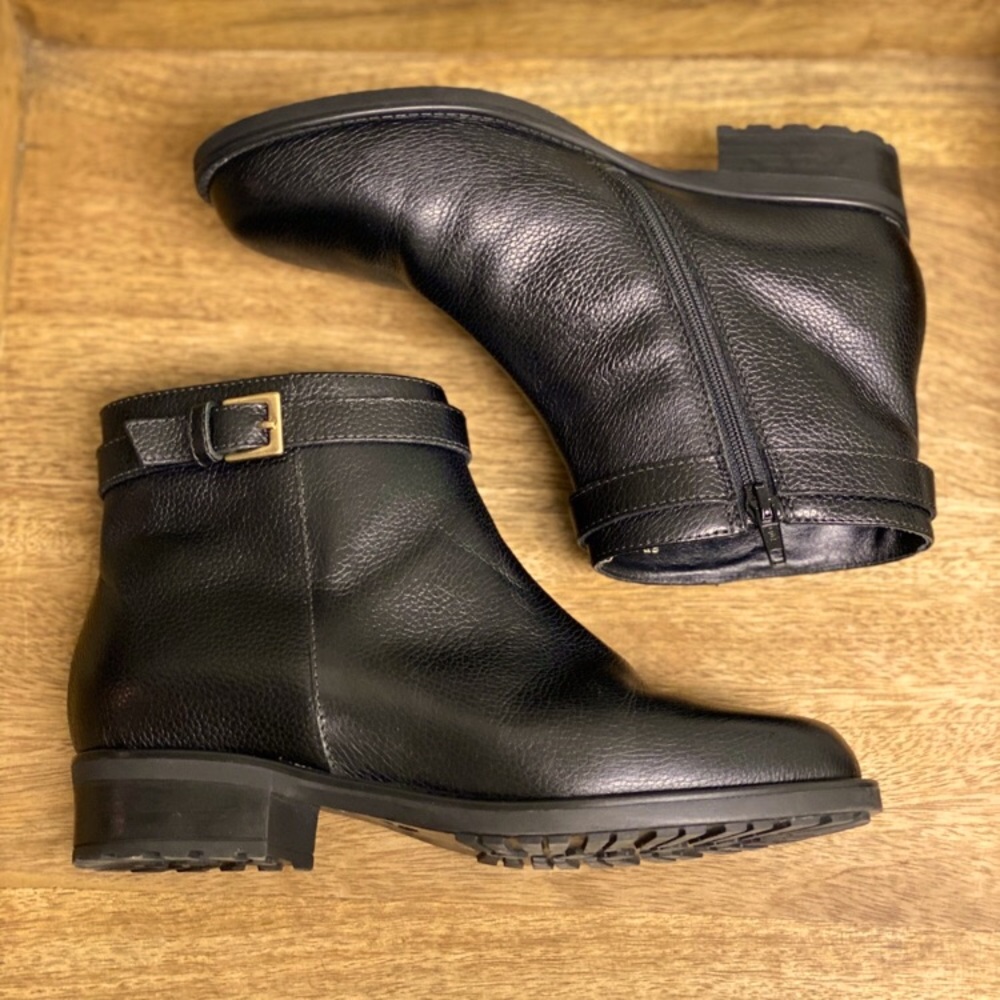 SAS Black Leather Ankle Boot
